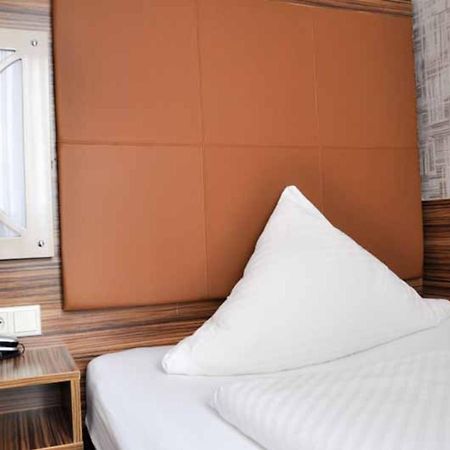 Erde Hotel Erlangen Ngoại thất bức ảnh