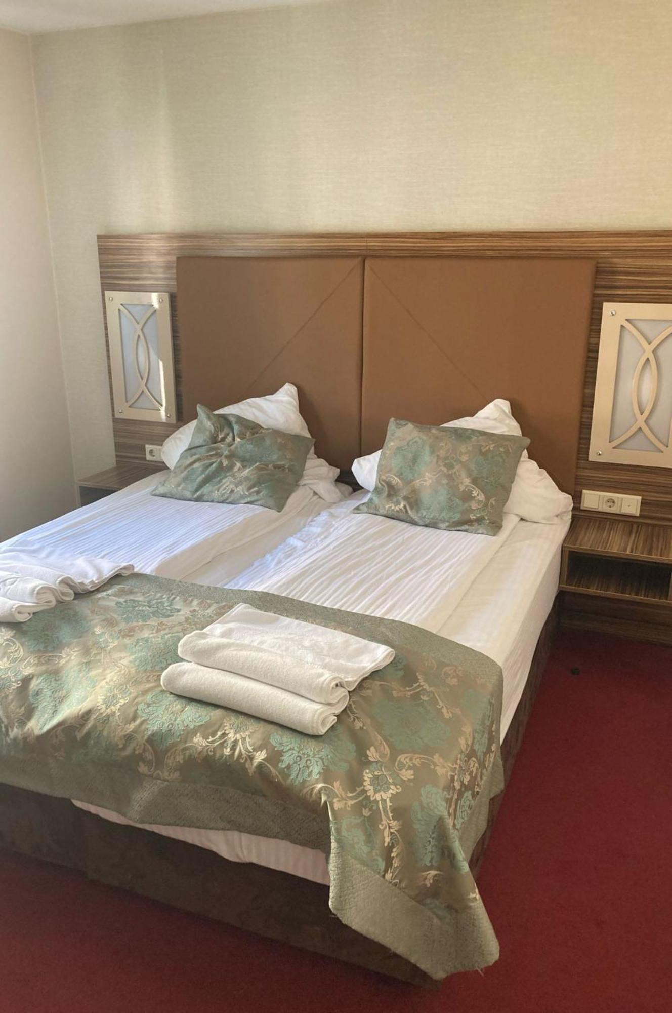 Erde Hotel Erlangen Ngoại thất bức ảnh