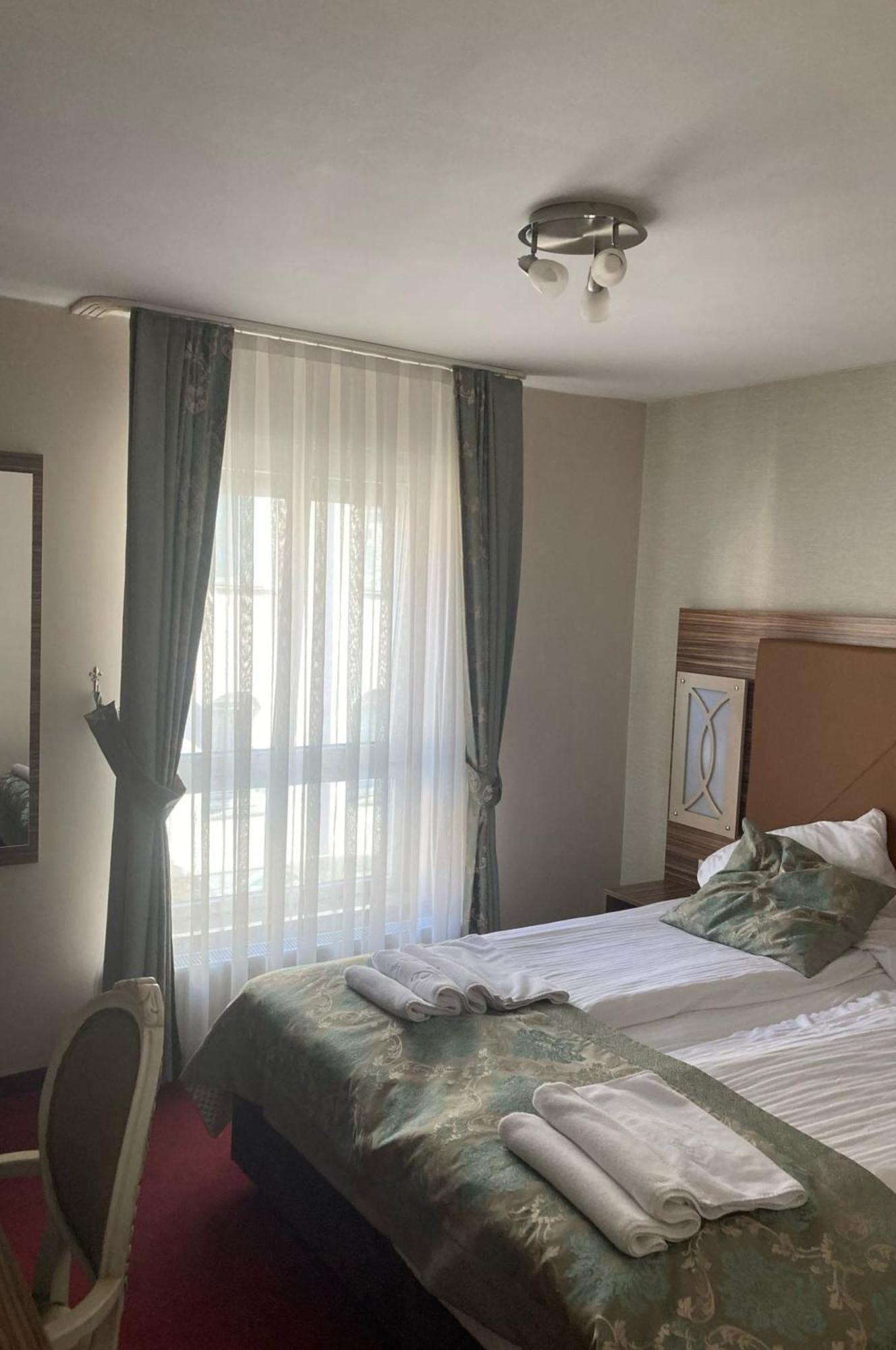 Erde Hotel Erlangen Ngoại thất bức ảnh